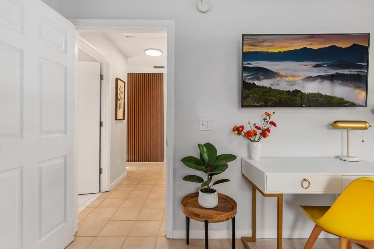 Serenity Terrace King Bed W Lounge & Coffee Bar Алачуа Екстериор снимка